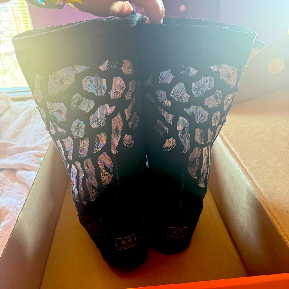 Knee boot Winged Koolaburra